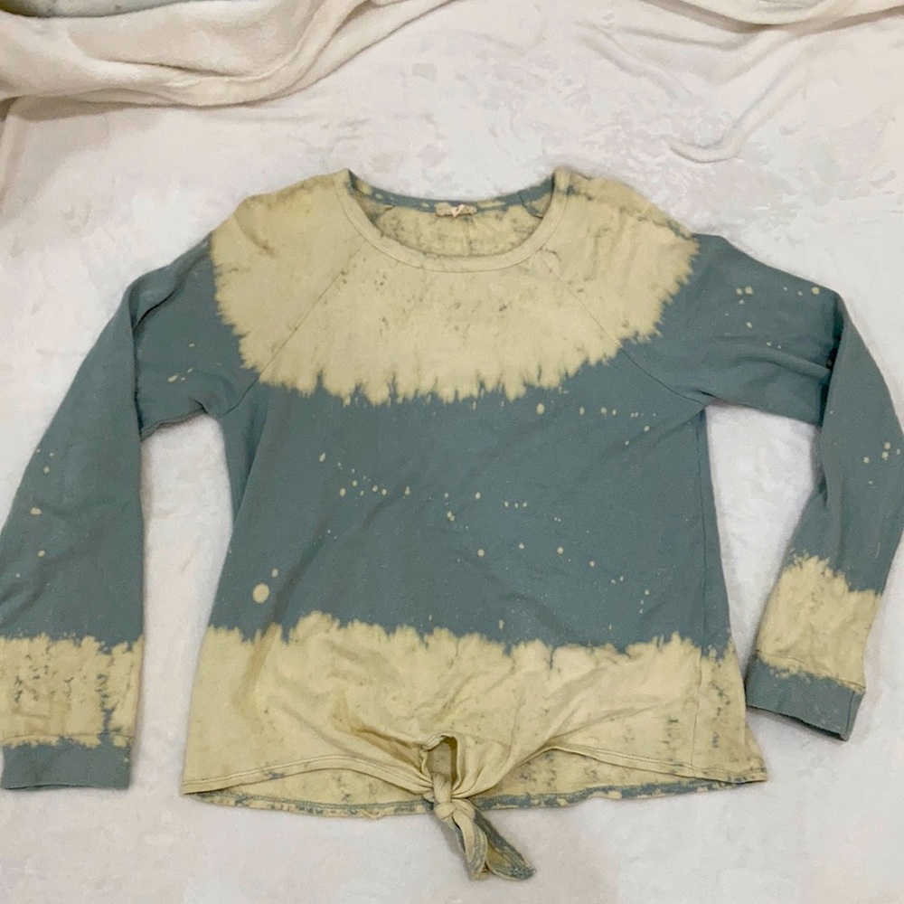 Cute sweatshirt/sweater